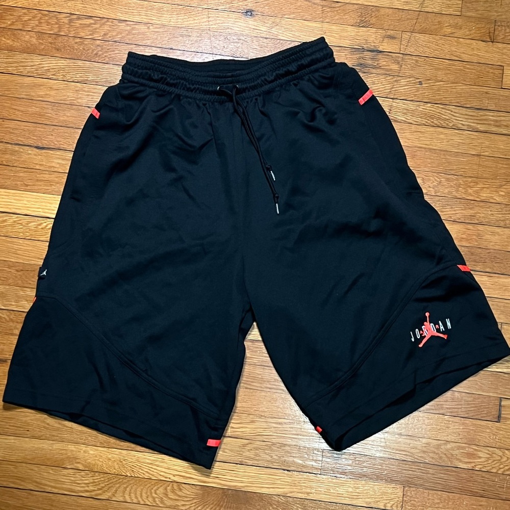 RARE Men’s Jordan Shorts (Medium)